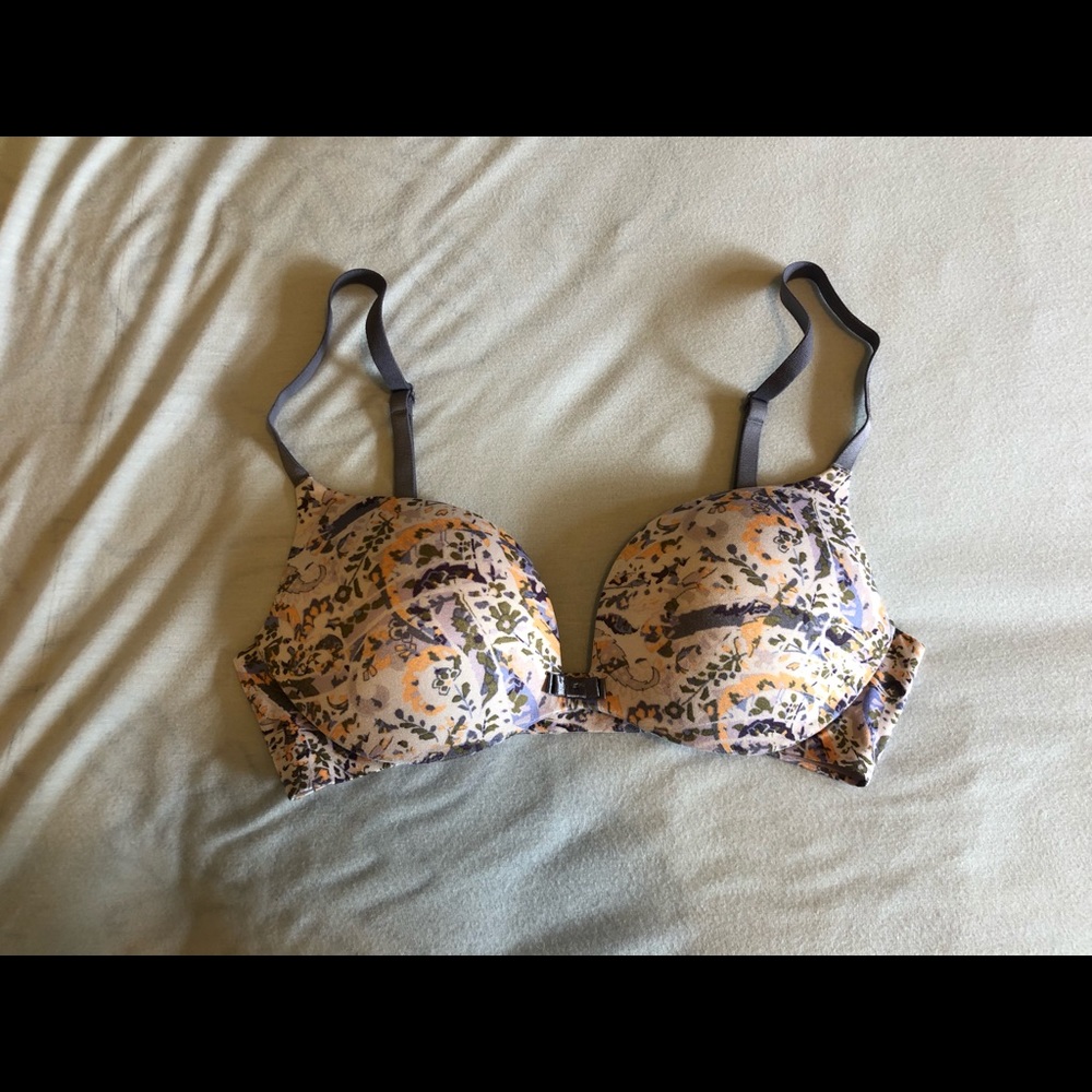 Victoria’s Secret Bra